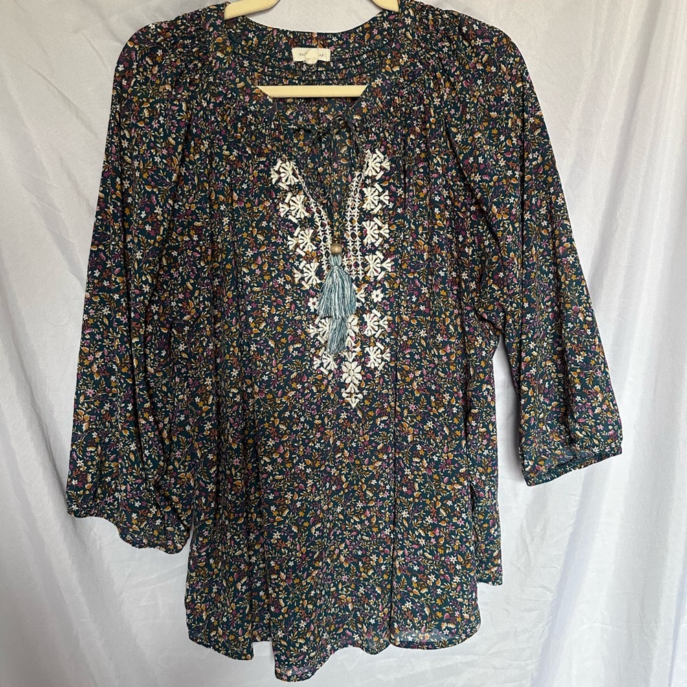 Mason & Belle Long Sleeve Floral Blouse
Size 2X